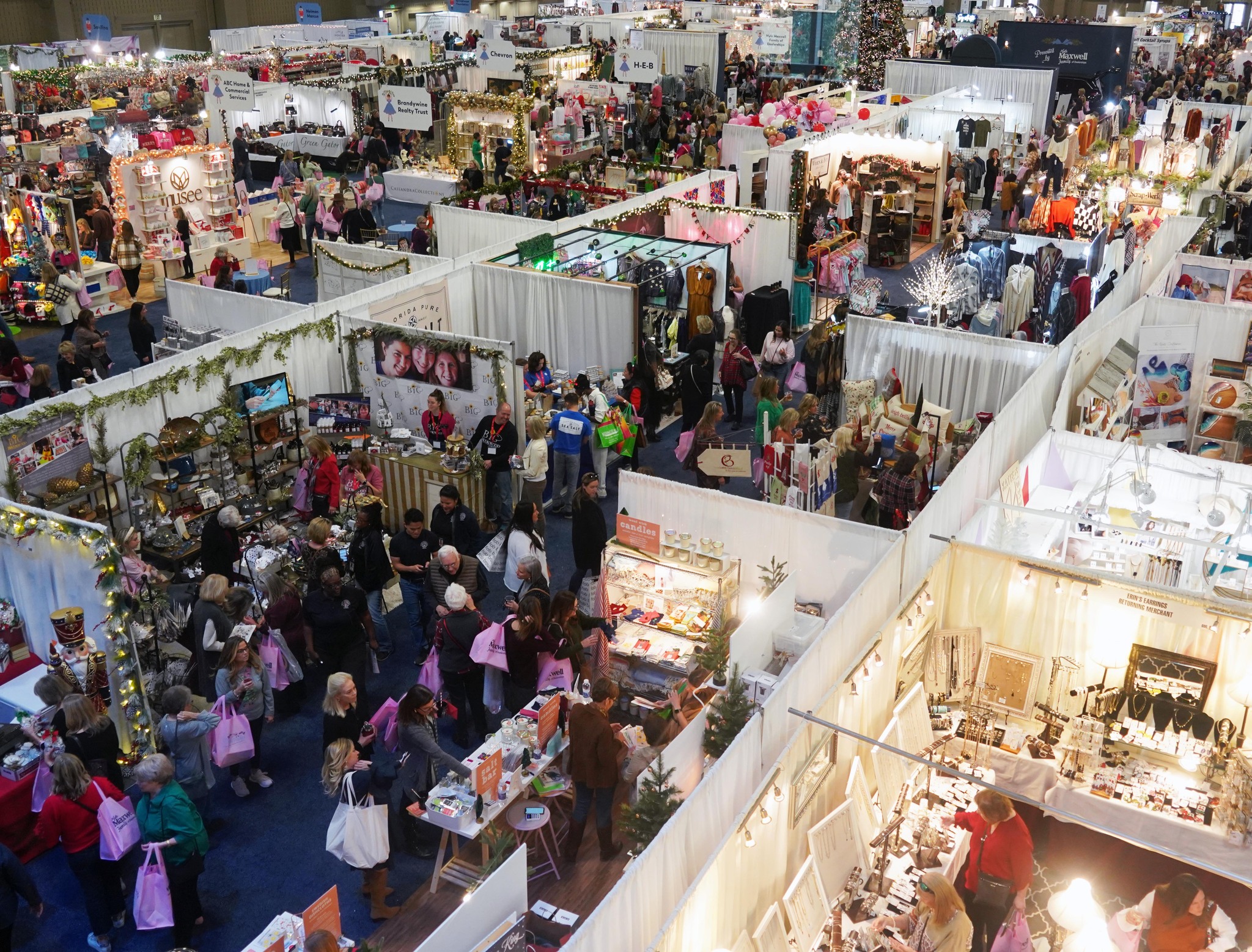 A Christmas Affair Shopping Event